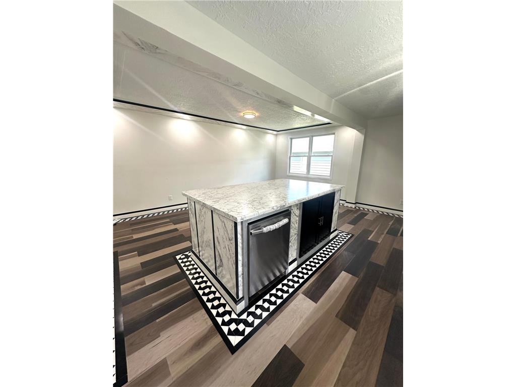 120 W Okabena Street Worthington MN 56187 6772854 image6