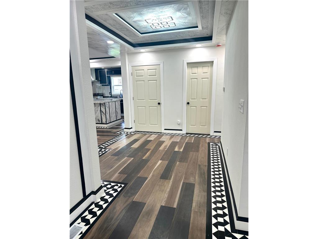 120 W Okabena Street Worthington MN 56187 6772854 image8