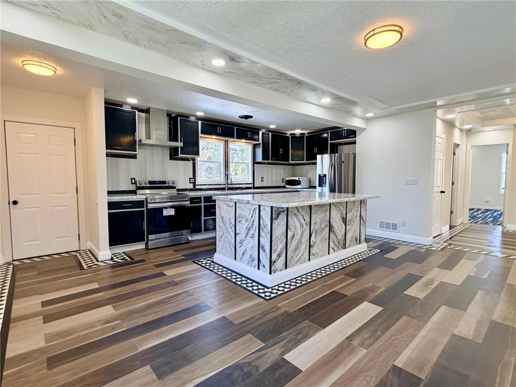 120 W Okabena Street Worthington MN 56187 7034489 image11