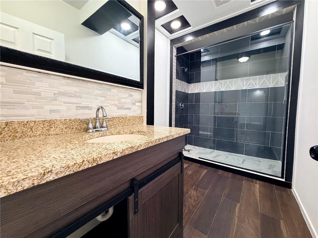 120 W Okabena Street Worthington MN 56187 7034489 image17