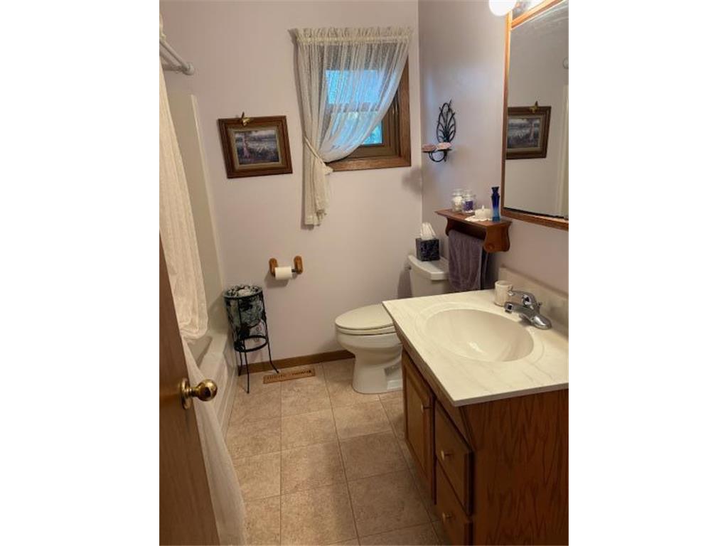 1200 Crestview Road Albert Lea MN 56007 6806861 image16