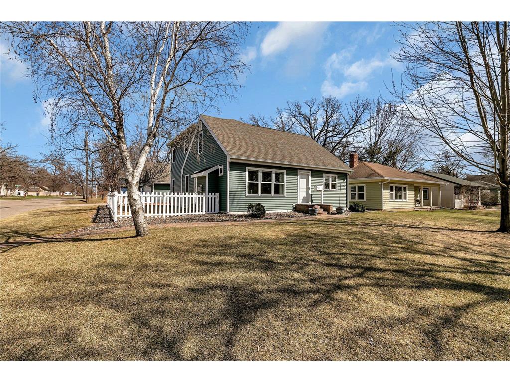 1200 Kilian Boulevard SE Saint Cloud MN 56304 6702977 image1