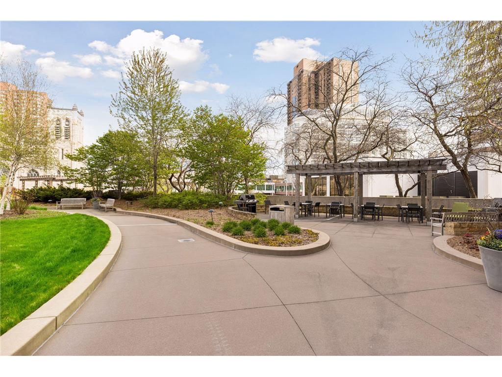 1200 Nicollet Avenue #723 Minneapolis MN 55403 7065698 image42
