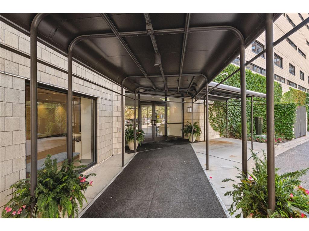 1200 Nicollet Avenue #723 Minneapolis MN 55403 7065698 image54
