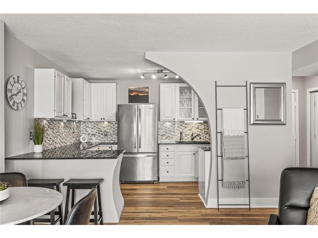 1200 Nicollet Mall #212 Minneapolis MN 55403 6582576 image1