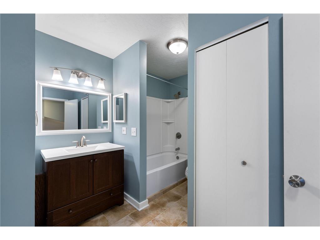 1200 Nicollet Mall #218 Minneapolis MN 55403 7022138 image21