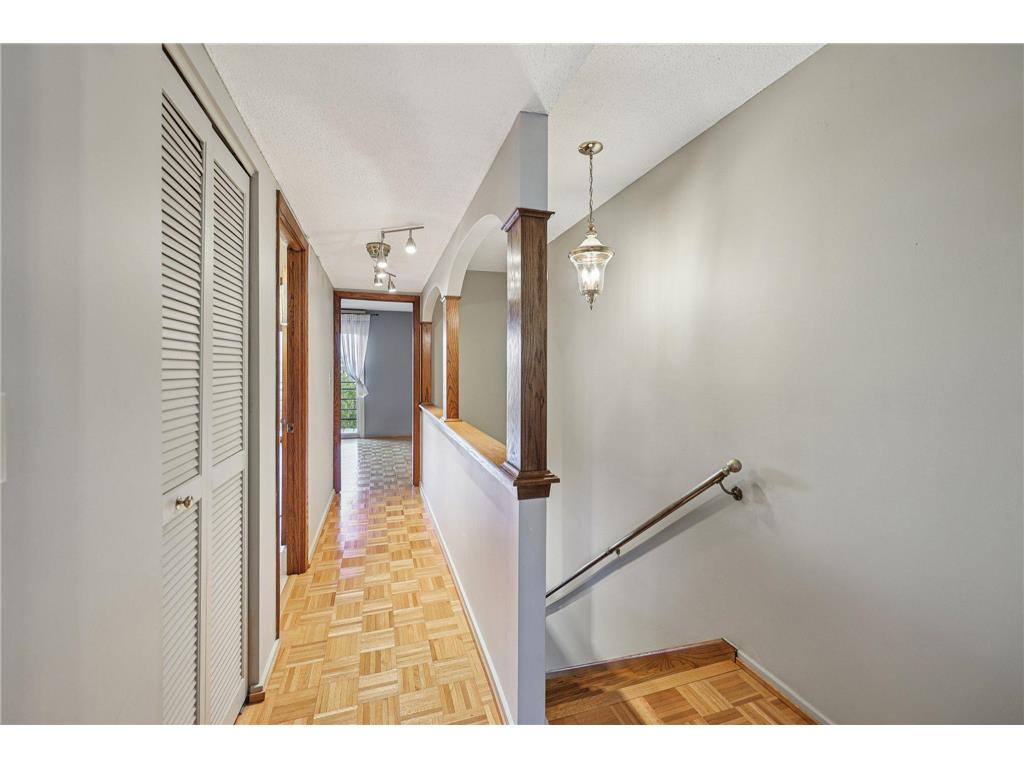 1200 Nicollet Mall #426 Minneapolis MN 55403 6825881 image18