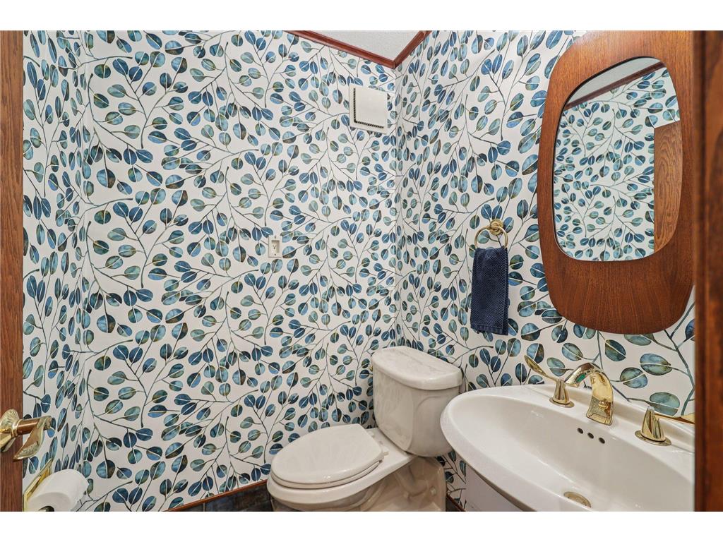 1200 Nicollet Mall #426 Minneapolis MN 55403 6825881 image28