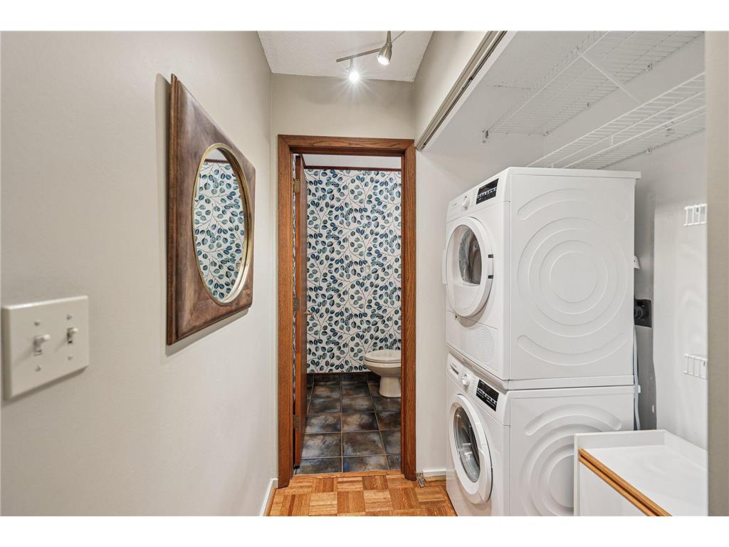 1200 Nicollet Mall #426 Minneapolis MN 55403 6825881 image3