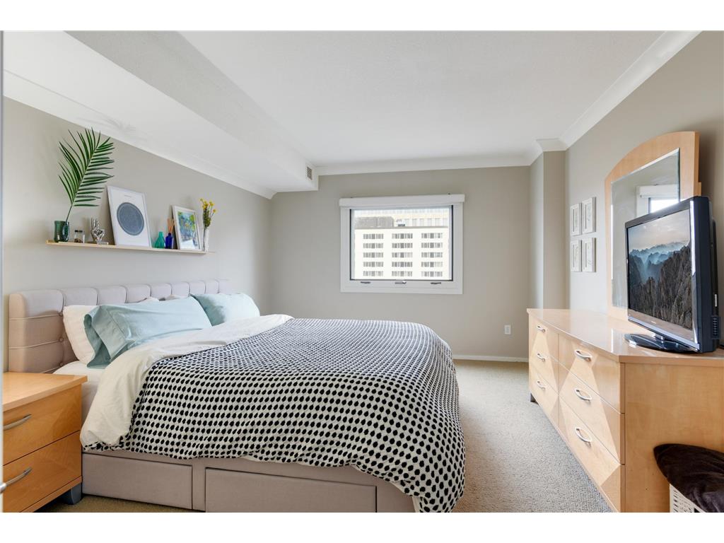 1200 Nicollet Mall #914 Minneapolis MN 55403 7098658 image15