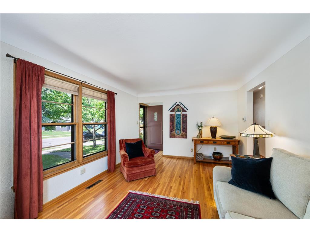 1200 Stryker Avenue West Saint Paul MN 55118 7081683 image2