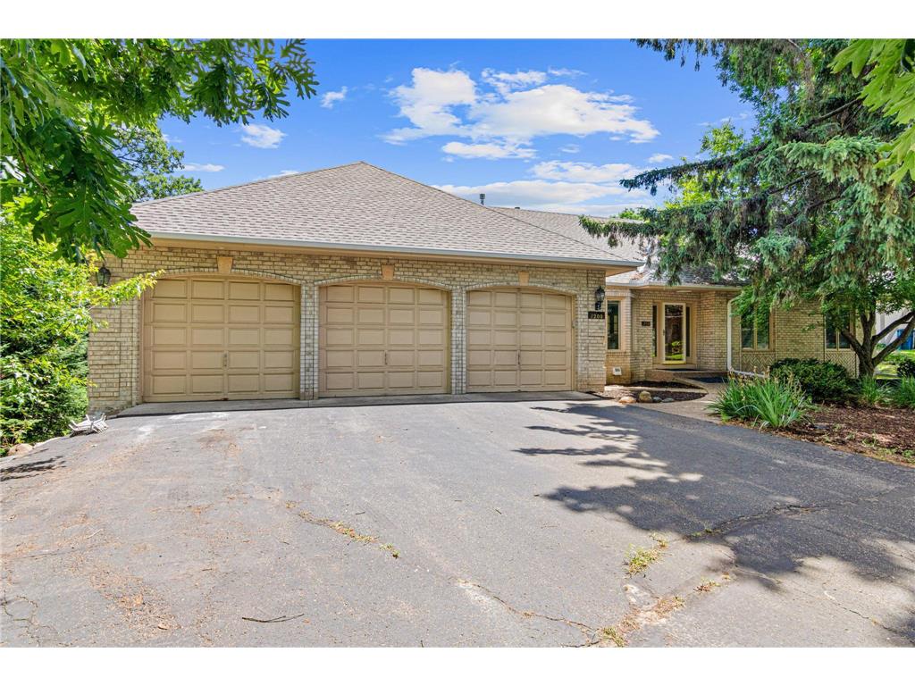 1200 Summit Oaks Drive Burnsville MN 55337 7095601 image2