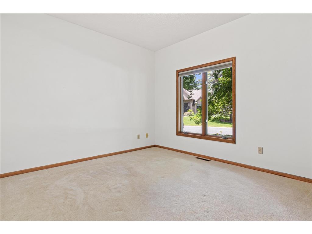 1200 Summit Oaks Drive Burnsville MN 55337 7095601 image22