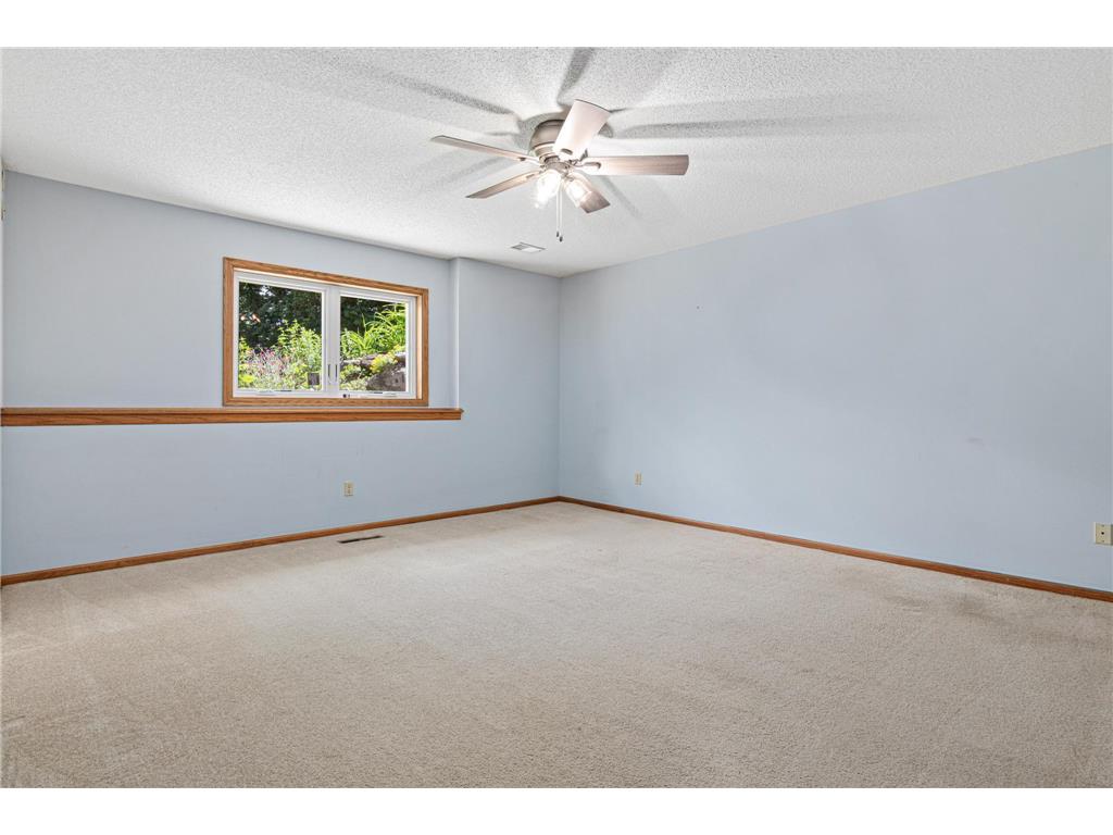 1200 Summit Oaks Drive Burnsville MN 55337 7095601 image24
