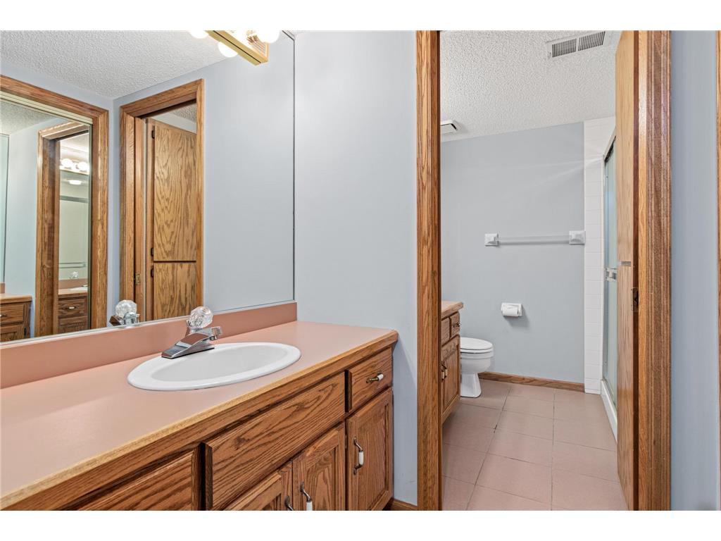 1200 Summit Oaks Drive Burnsville MN 55337 7095601 image25