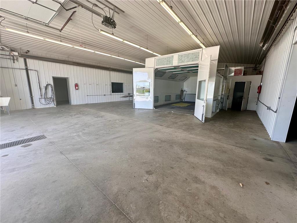 1200 W Main Street Marshall MN 56258 6817961 image10