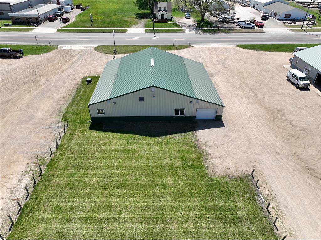 1200 W Main Street Marshall MN 56258 6817961 image3