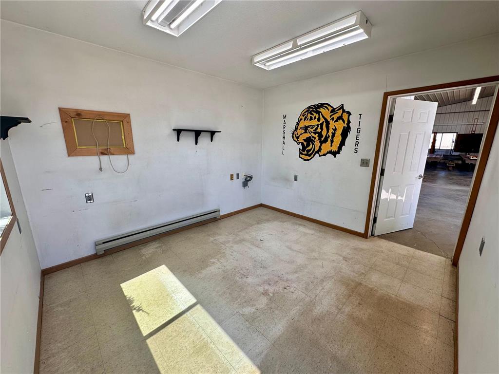 1200 W Main Street Marshall MN 56258 6817961 image7