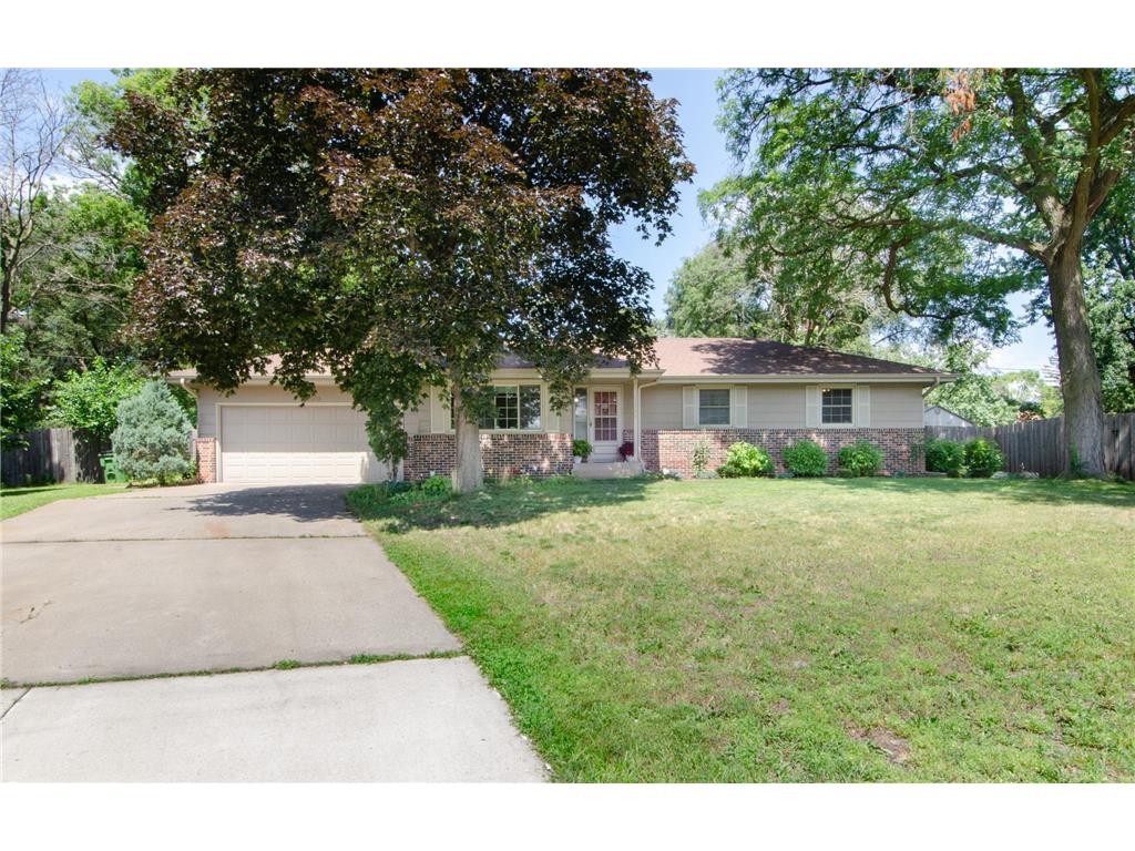 1200 Woodbine Lane Brooklyn Center MN 55430 6572565 image1