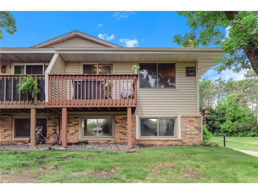 12000 71st Place N Maple Grove MN 55369 7085341 image2