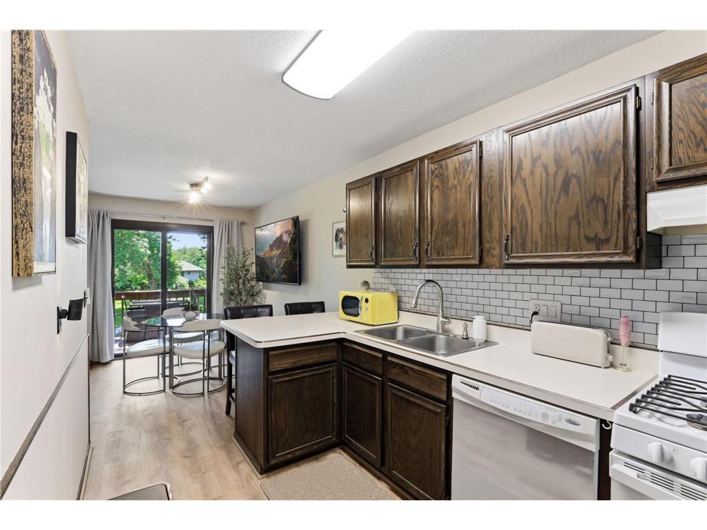 12000 71st Place N Maple Grove MN 55369 7085341 image8