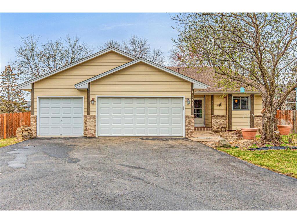 12007 Aztec Street NW Coon Rapids MN 55433 6686119 image1