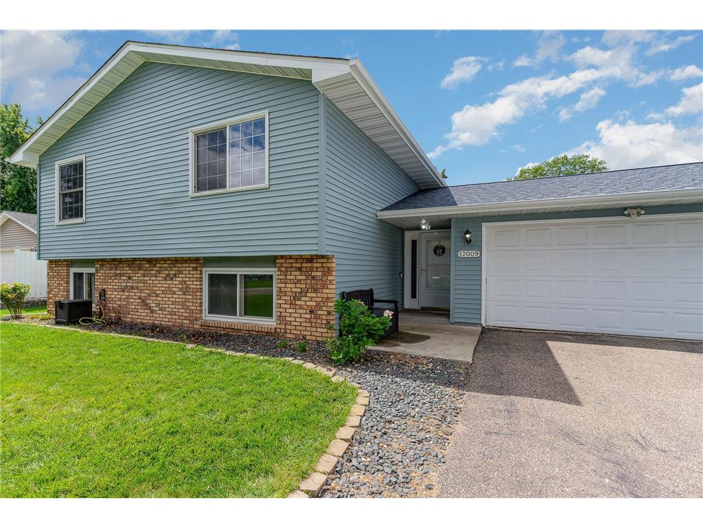 12009 Nevada Court Champlin MN 55316 6509198 image1