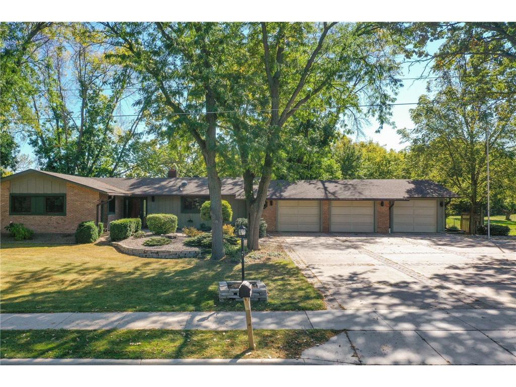 1201 15th Street W Hastings MN 55033 6609812 image1