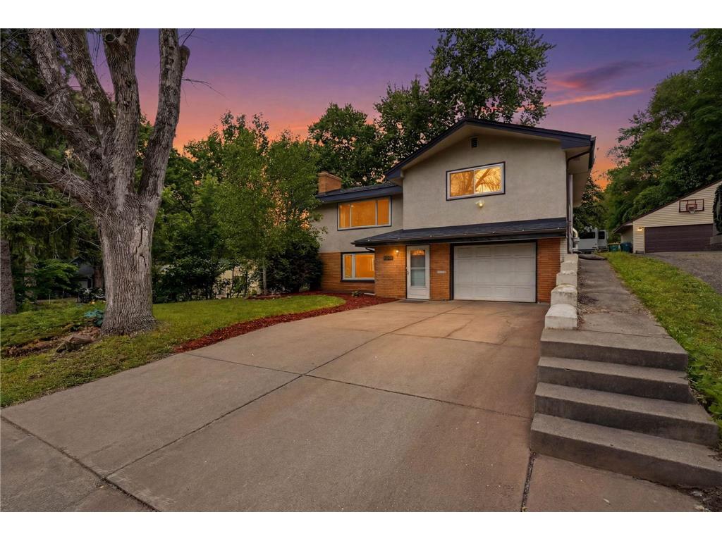 1201 44th Avenue NE Columbia Heights MN 55421 7086232 image1