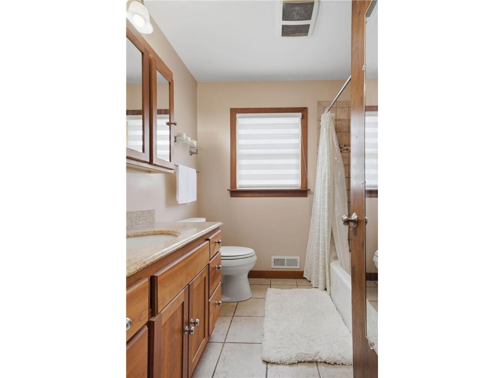 1201 44th Avenue NE Columbia Heights MN 55421 7086232 image28