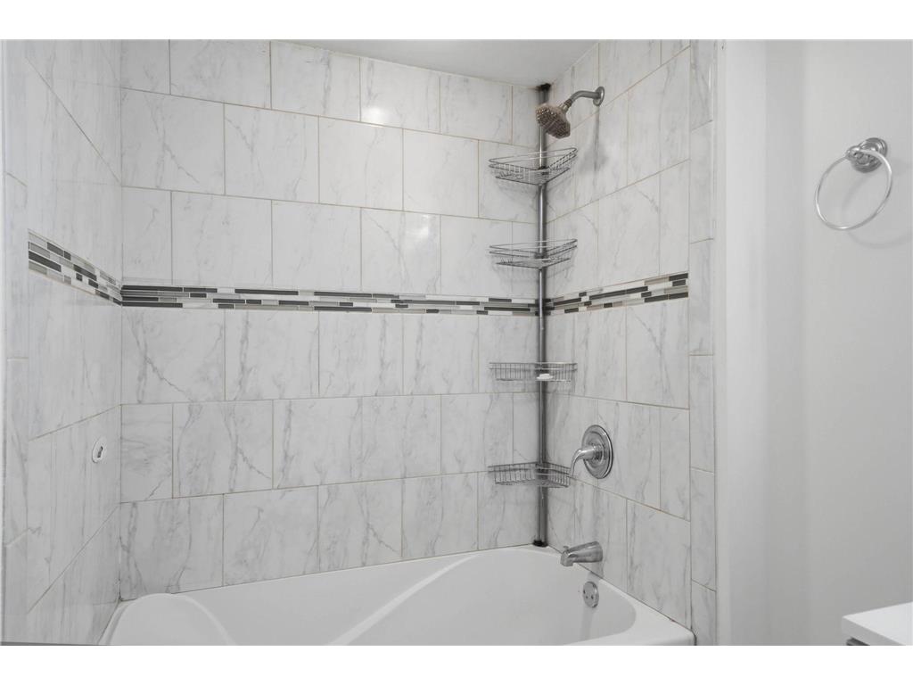 1201 44th Avenue NE Columbia Heights MN 55421 7086232 image47