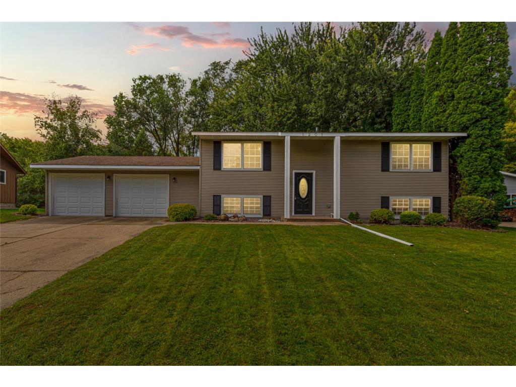 1201 4th Street NW Waseca MN 56093 6785655 image1