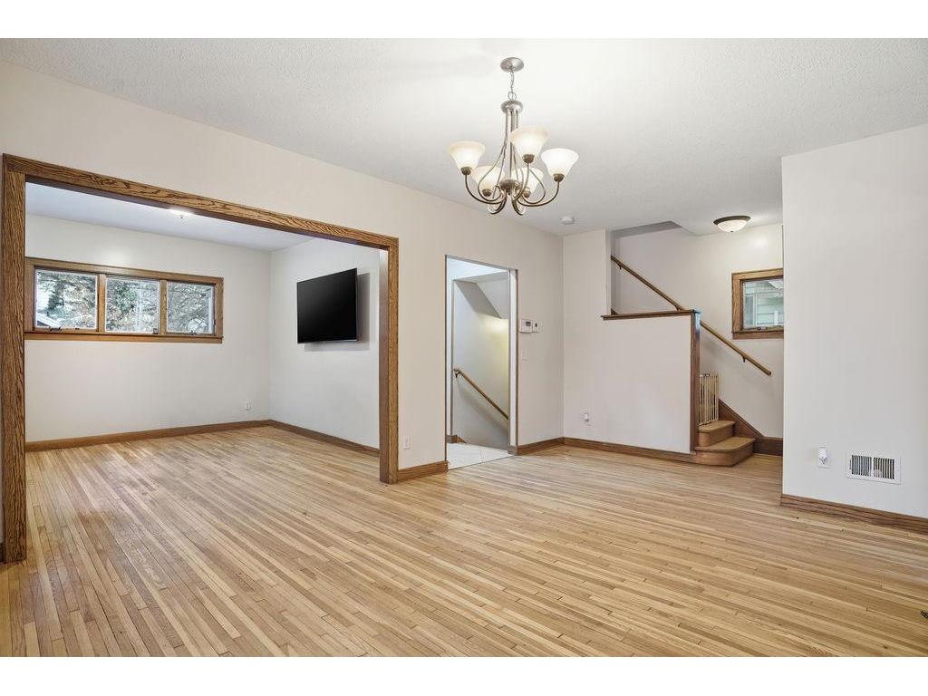 1201 6th Street E Saint Paul MN 55106 6822598 image3