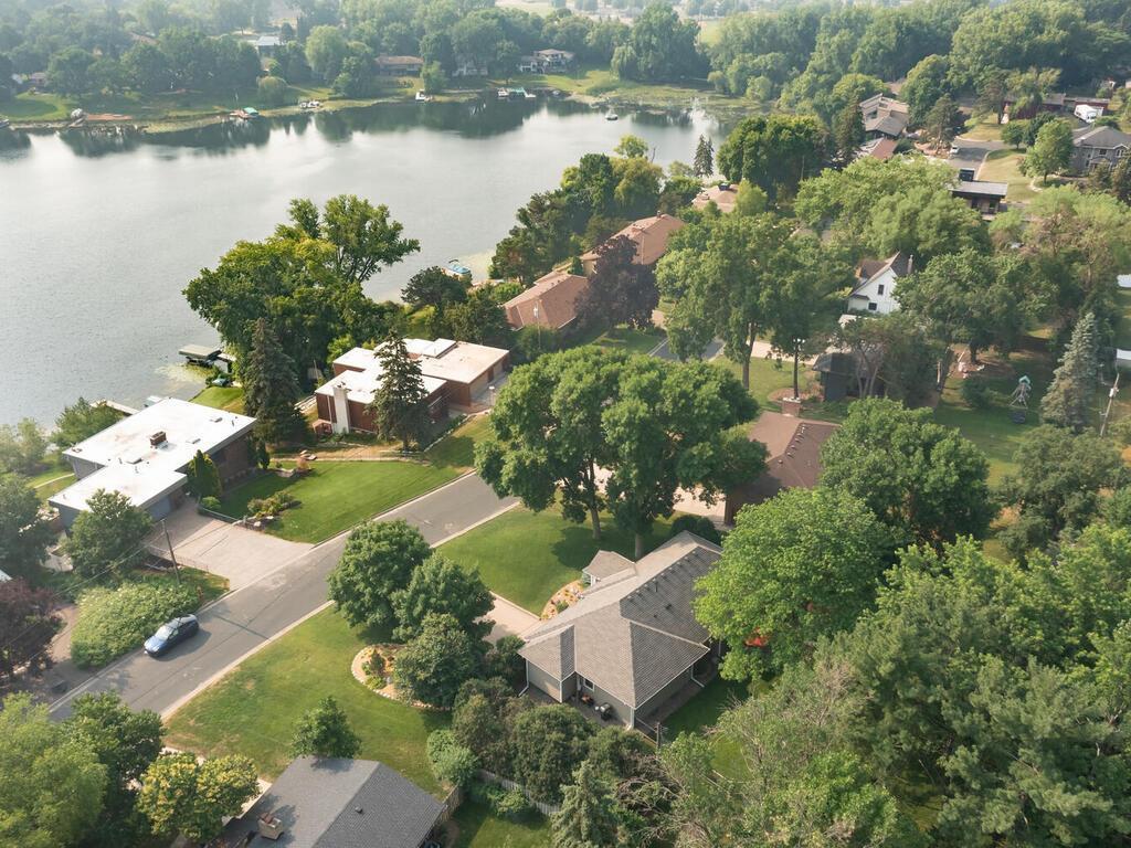 1201 Angelo Drive Golden Valley MN 55422 - Sweeney Lake 6366877 image1
