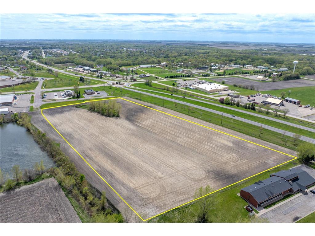 1201 Buccaneer Drive Blue Earth MN 56013 6726220 image2