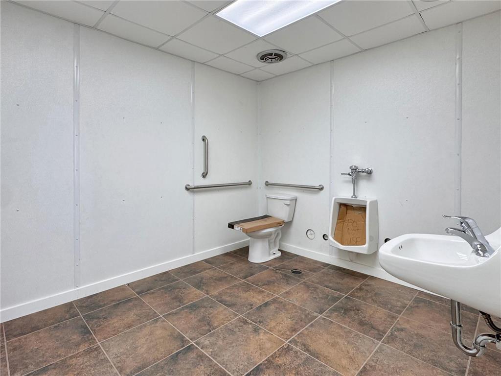 1201 Craig Avenue Tracy MN 56175 6735152 image27