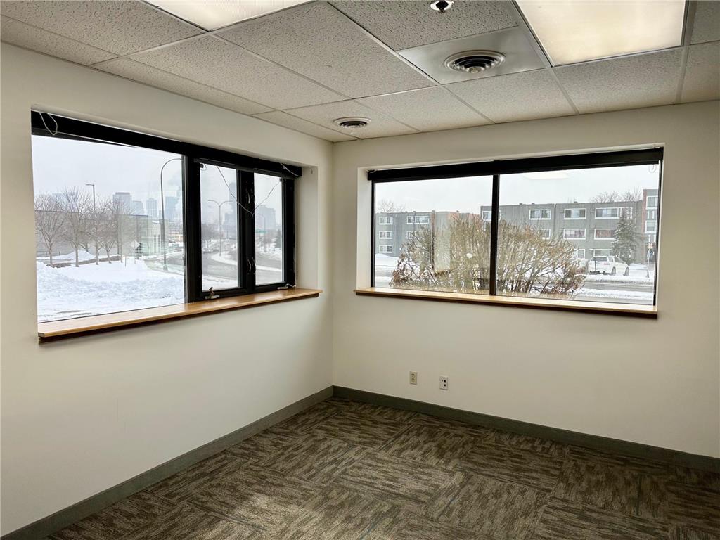 1201 Dupont Avenue N Minneapolis MN 55411 6752184 image10