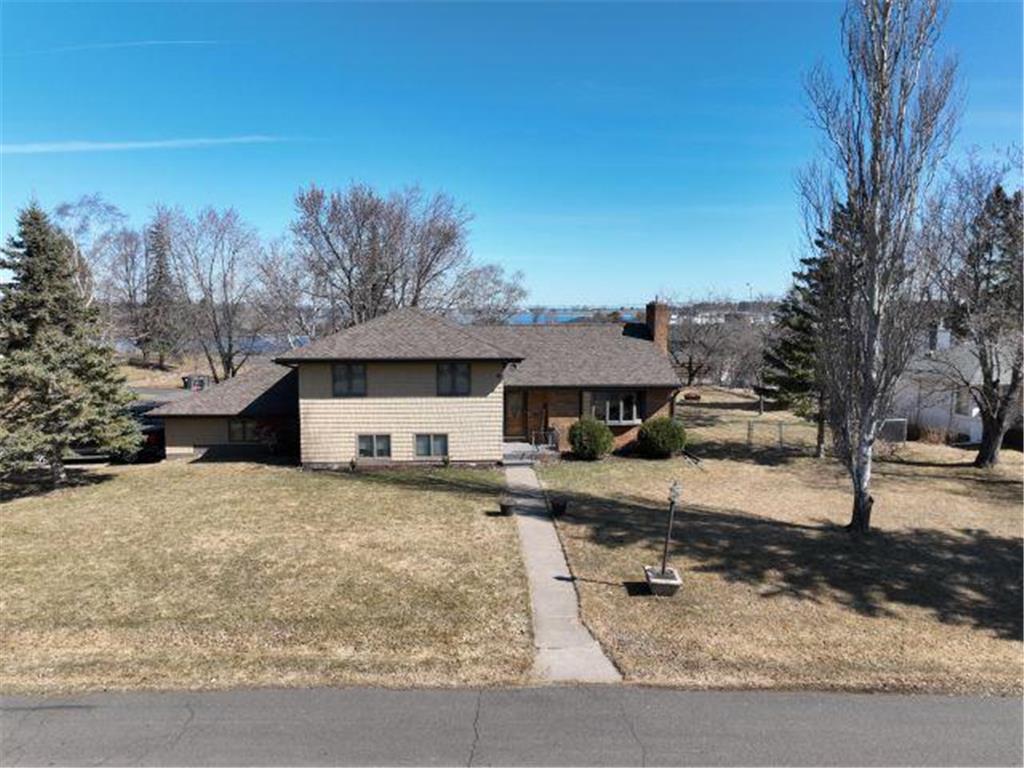 1201 E 3rd Street Superior WI 54880 6519704 image1