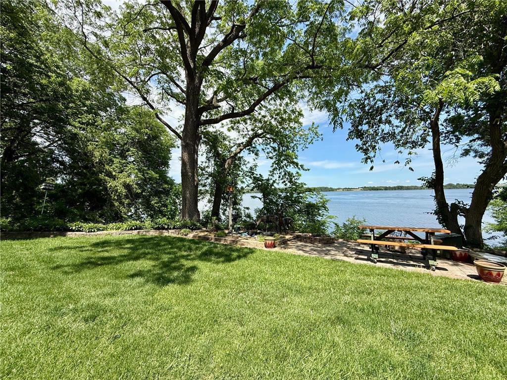 1201 Frank Hall Drive Albert Lea MN 56007 - Albert Lea Lake 7080812 image4