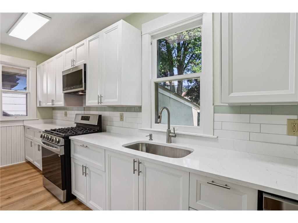 1201 Hague Avenue Saint Paul MN 55104 6748981 image11