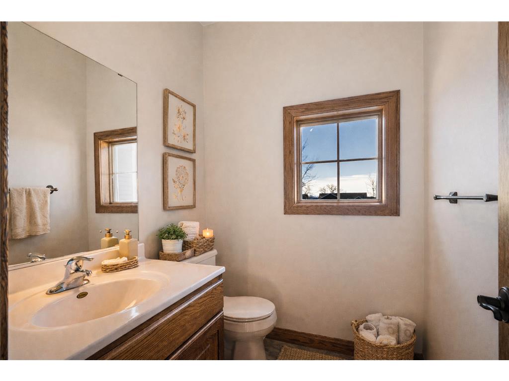 1201 Meadow Street NW Montgomery MN 56069 7017633 image12