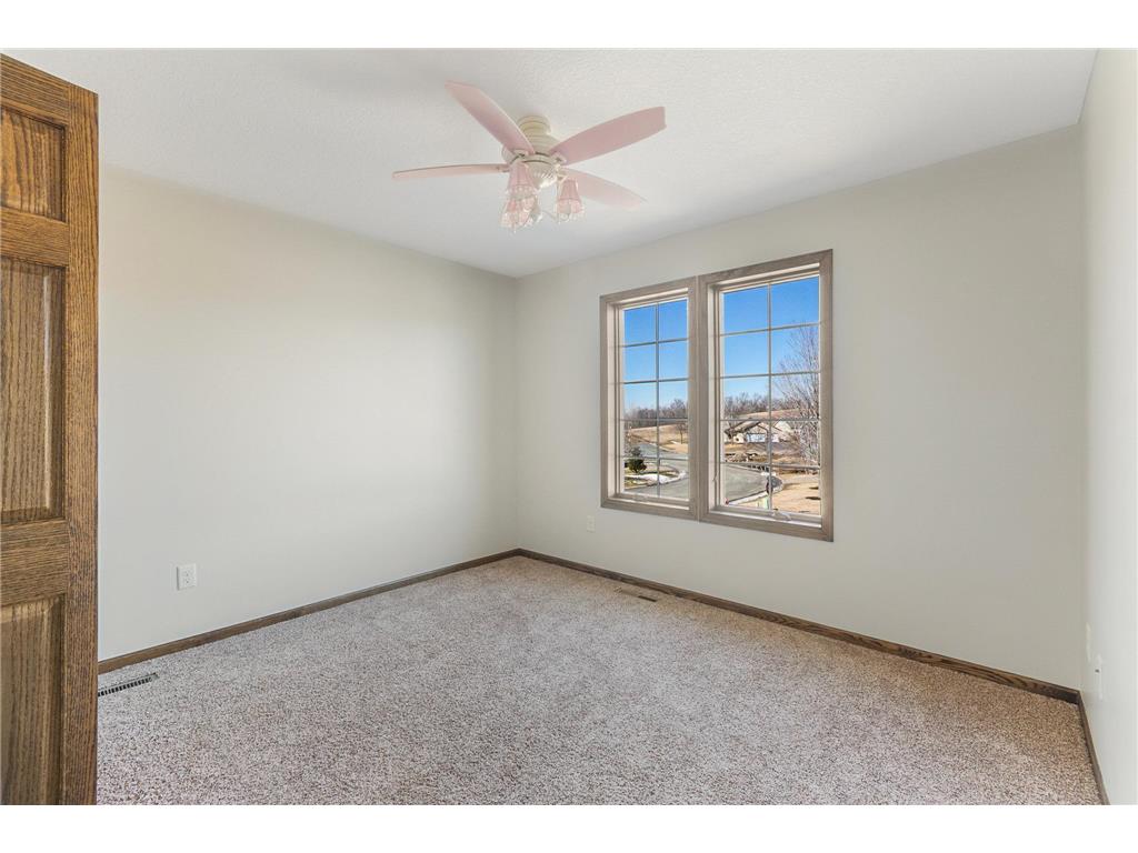 1201 Meadow Street NW Montgomery MN 56069 7017633 image35