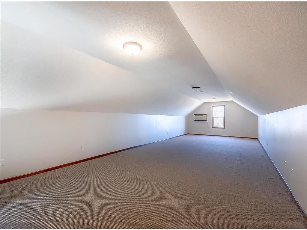 1201 Meadow Street NW Montgomery MN 56069 7017633 image37