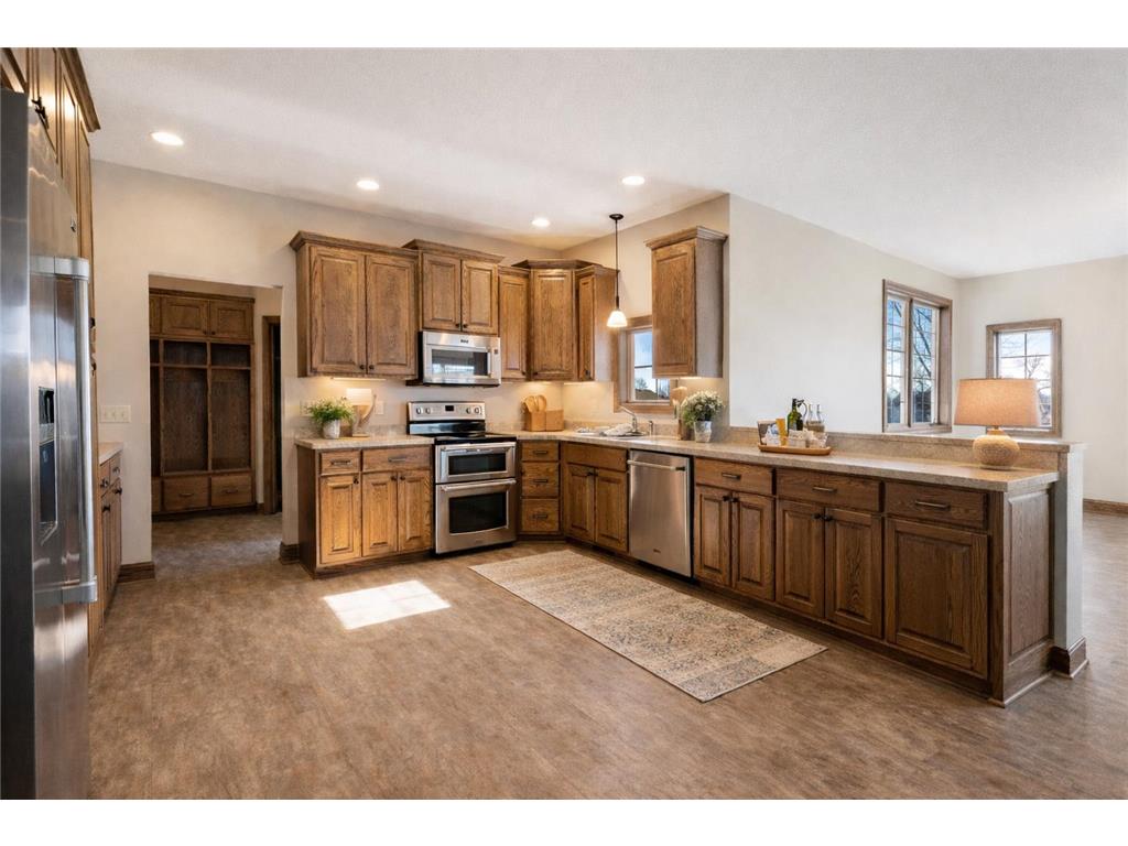 1201 Meadow Street NW Montgomery MN 56069 7017633 image5