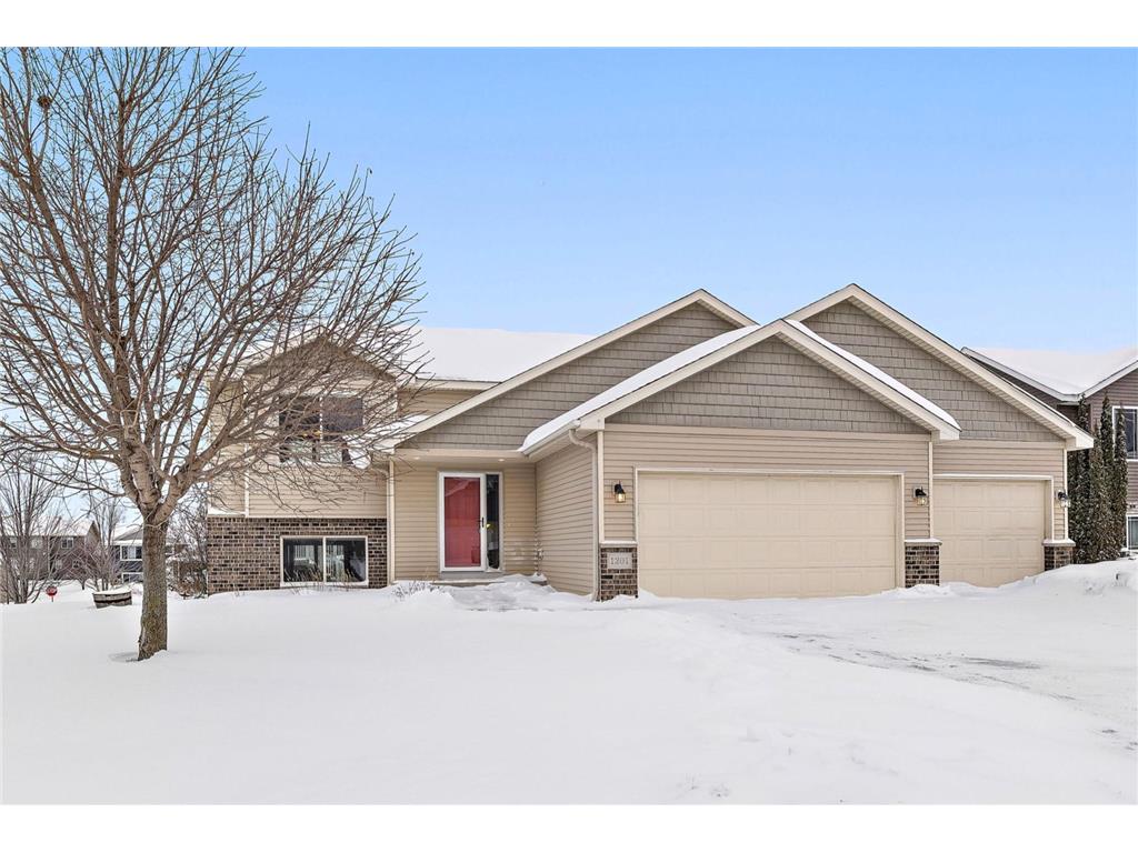 1201 Olivia Street SE New Prague MN 56071 6824739 image1