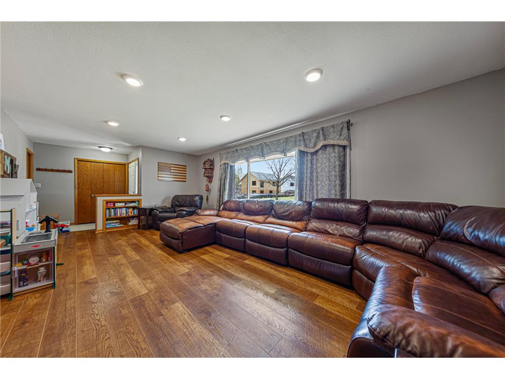 1201 Prairie Avenue SW Faribault MN 55021 7058607 image13