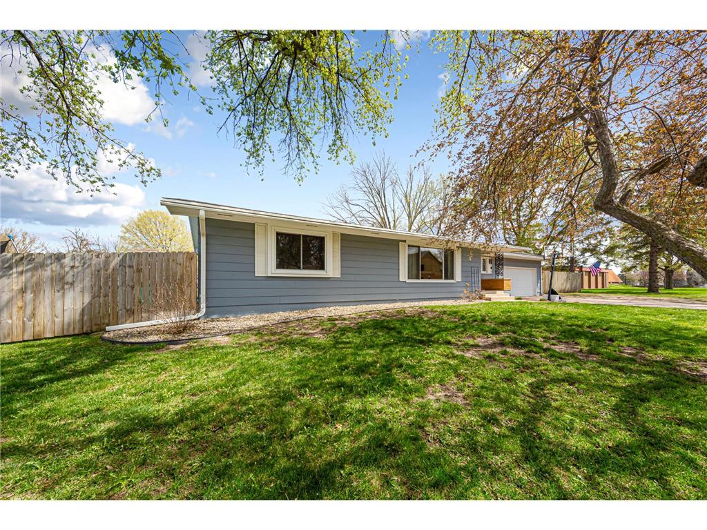 1201 Prairie Avenue SW Faribault MN 55021 7058607 image34