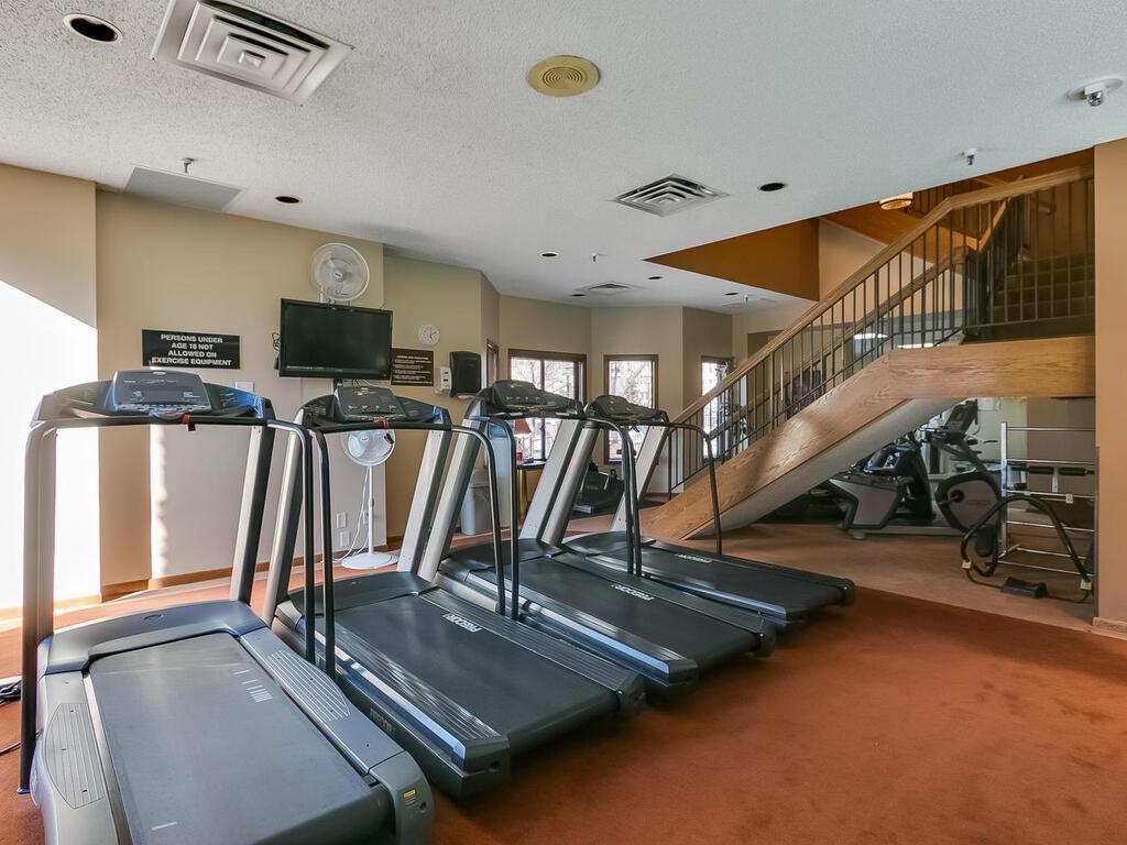 1201 Yale Place #1107 Minneapolis MN 55403 6815740 image31