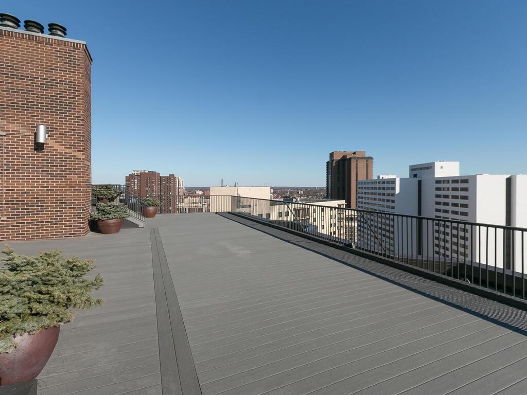 1201 Yale Place #1107 Minneapolis MN 55403 6815740 image32