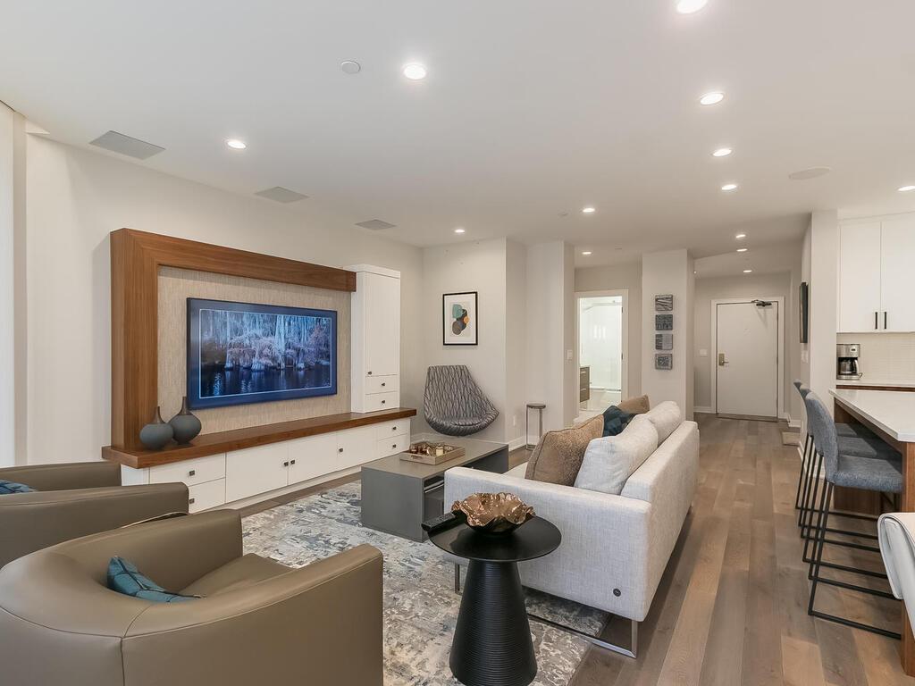 1201 Yale Place #1107 Minneapolis MN 55403 6815740 image4